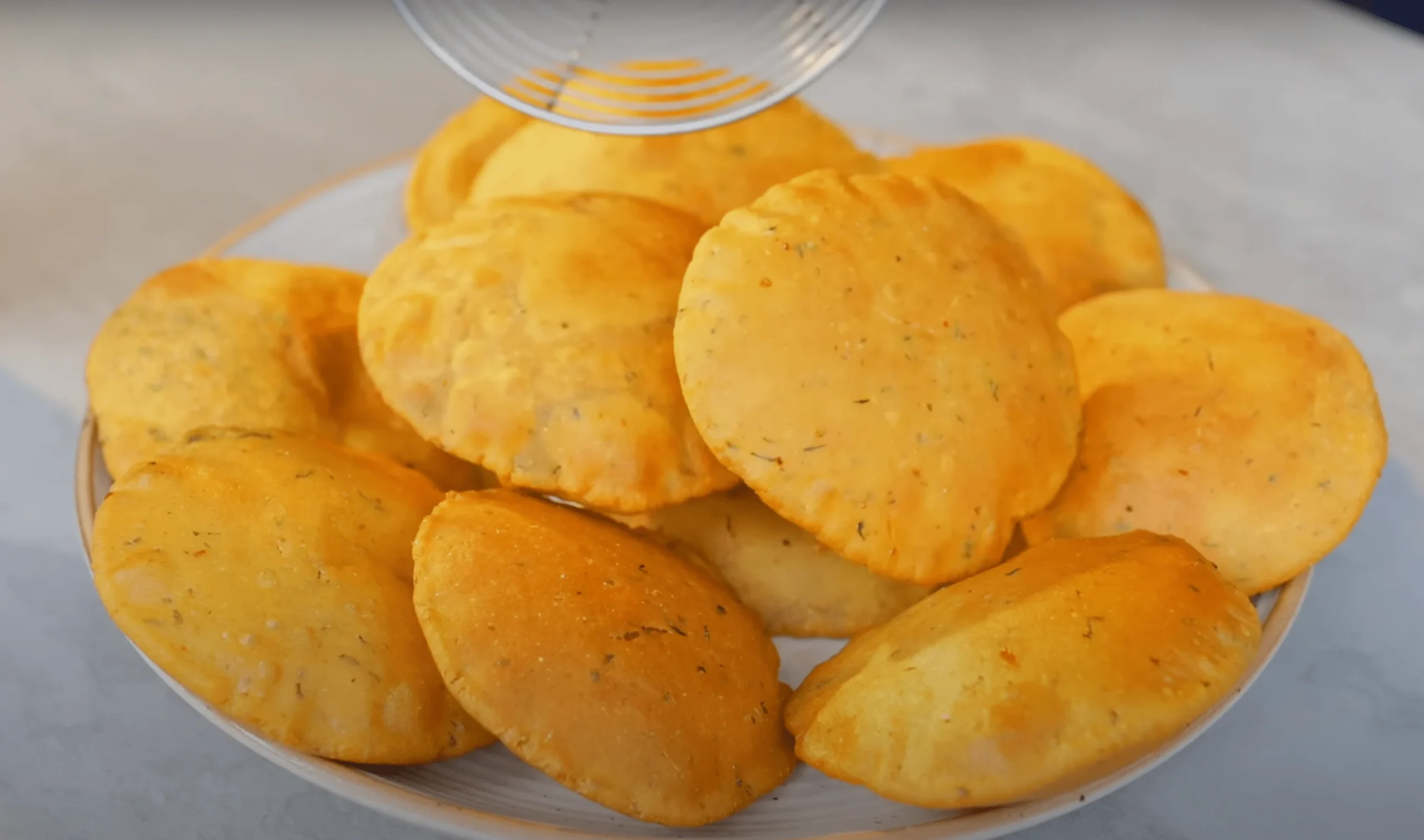 Dal-puri,dal-bhari-puri